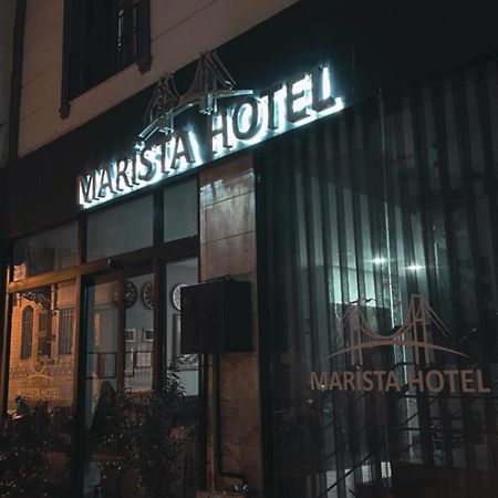 Marista Pansiyon Istanboel Buitenkant foto